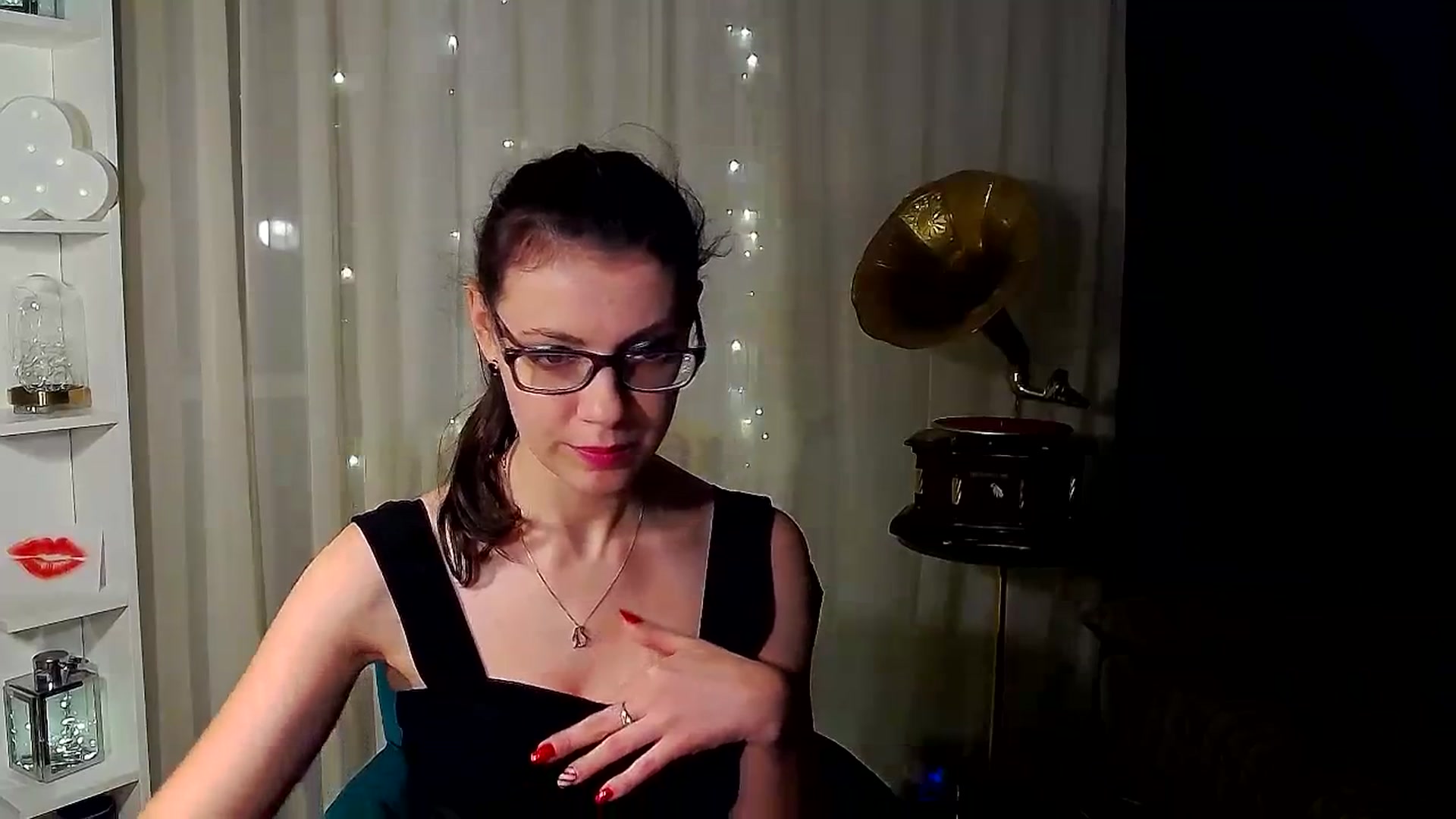Gallery image thumbnail from MissAracely's myfreecams stream on, 01/07/2024, 22:10 image 14 of 20