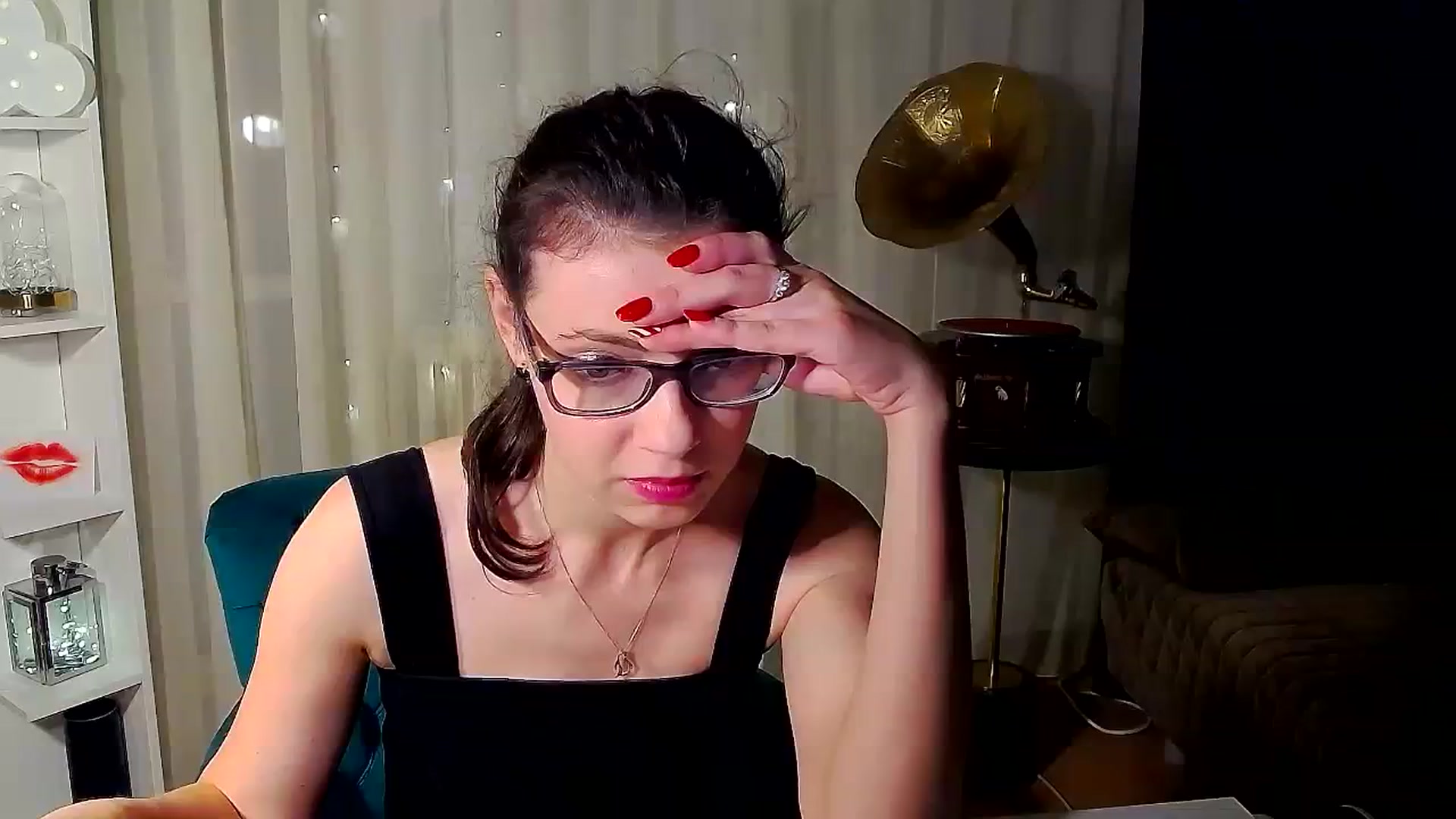Gallery image thumbnail from MissAracely's myfreecams stream on, 01/07/2024, 22:10 image 1 of 20