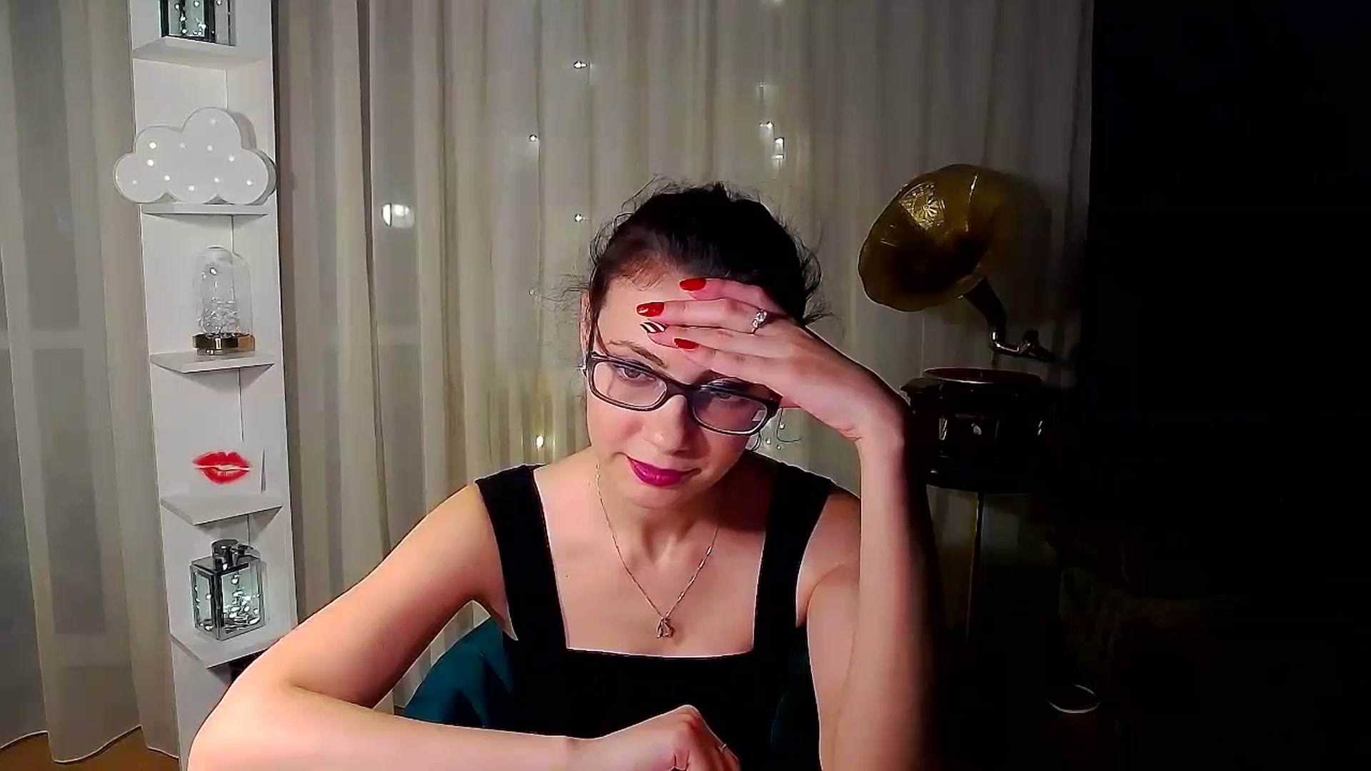 Gallery image thumbnail from MissAracely's myfreecams stream on, 01/08/2024, 24:56 image 9 of 20