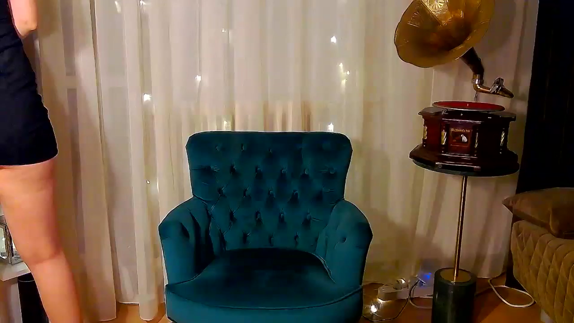 Gallery image thumbnail from MissAracely's myfreecams stream on, 01/08/2024, 24:56 image 18 of 20