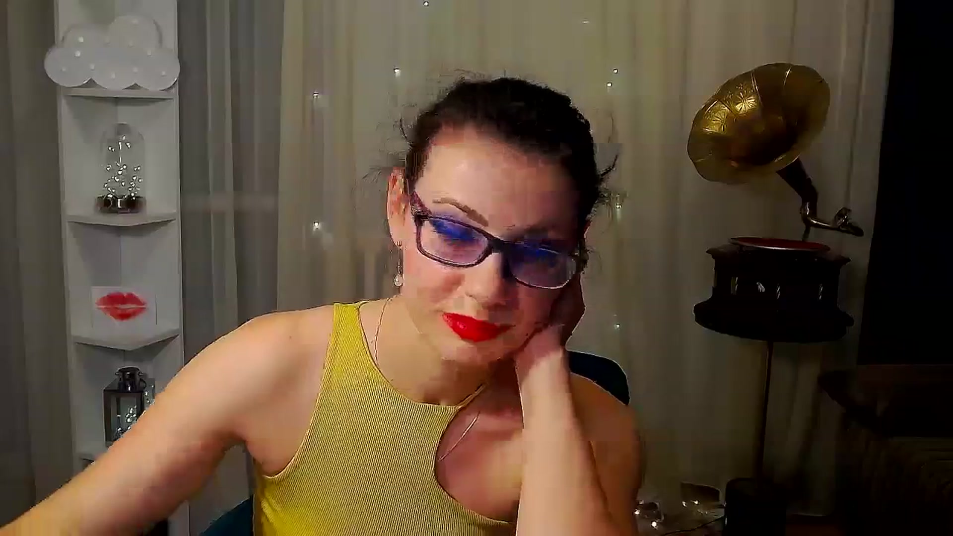 Gallery image thumbnail from MissAracely's myfreecams stream on, 01/12/2024, 01:45 image 13 of 20