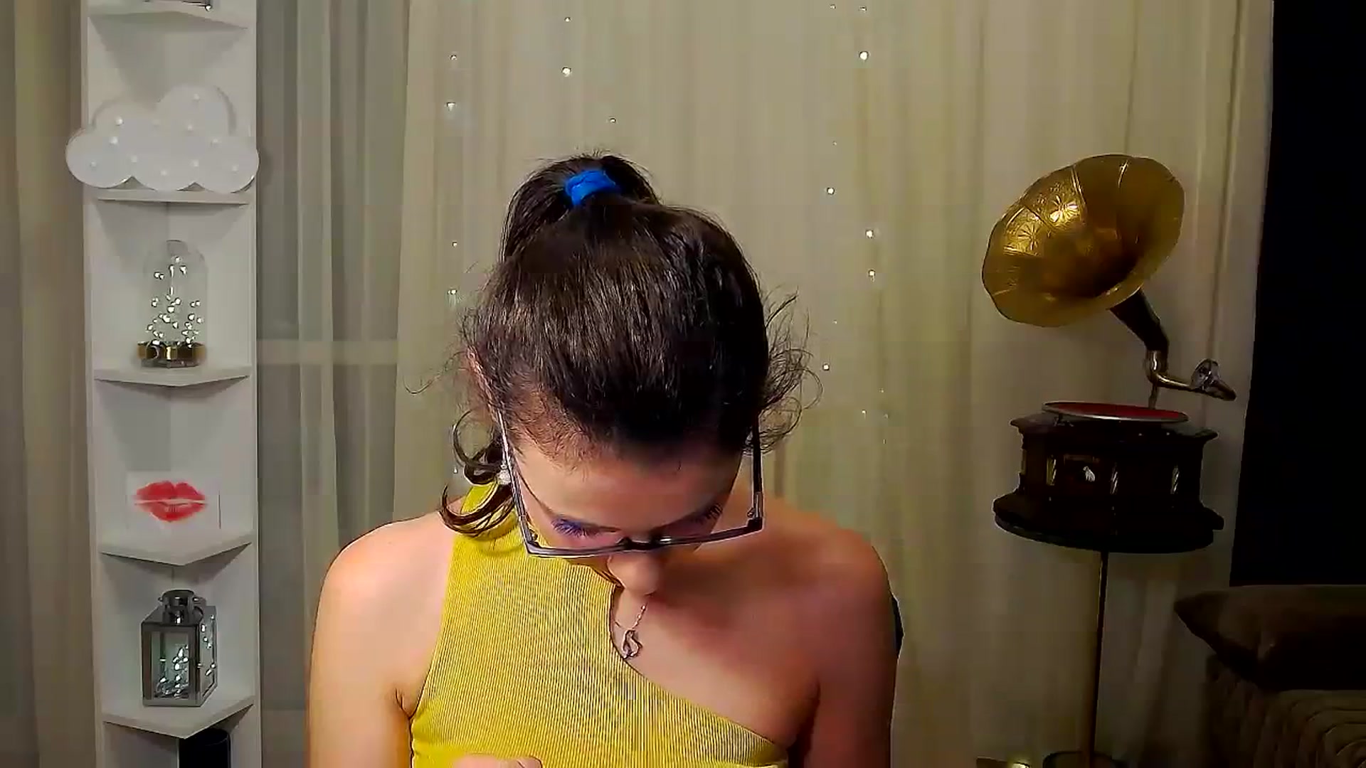 Gallery image thumbnail from MissAracely's myfreecams stream on, 01/12/2024, 01:45 image 3 of 20