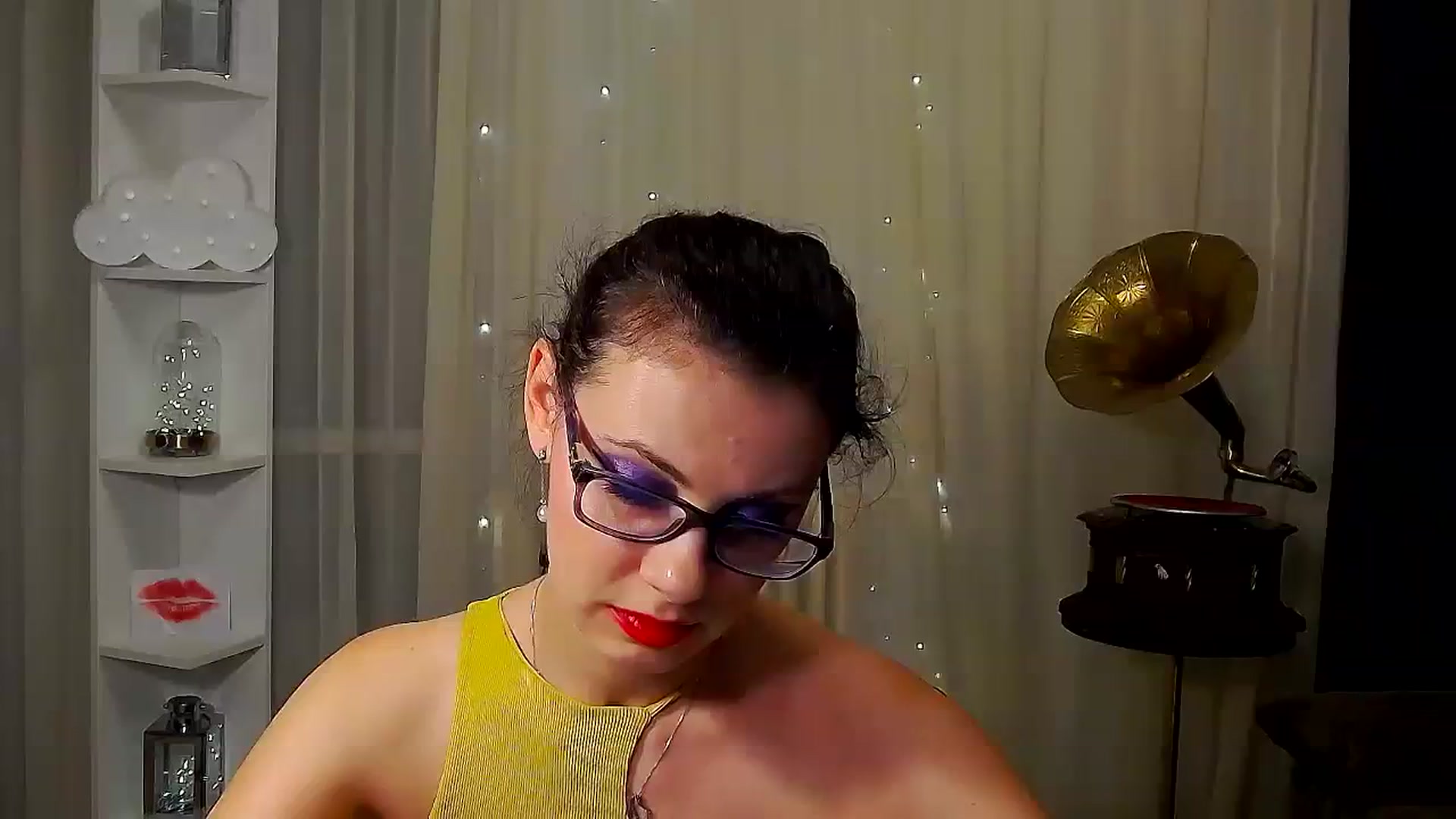 Gallery image thumbnail from MissAracely's myfreecams stream on, 01/12/2024, 01:45 image 1 of 20