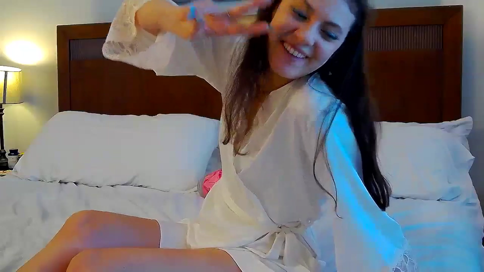 Gallery image thumbnail from MissAracely's myfreecams stream on, 02/13/2024, 23:09 image 16 of 20