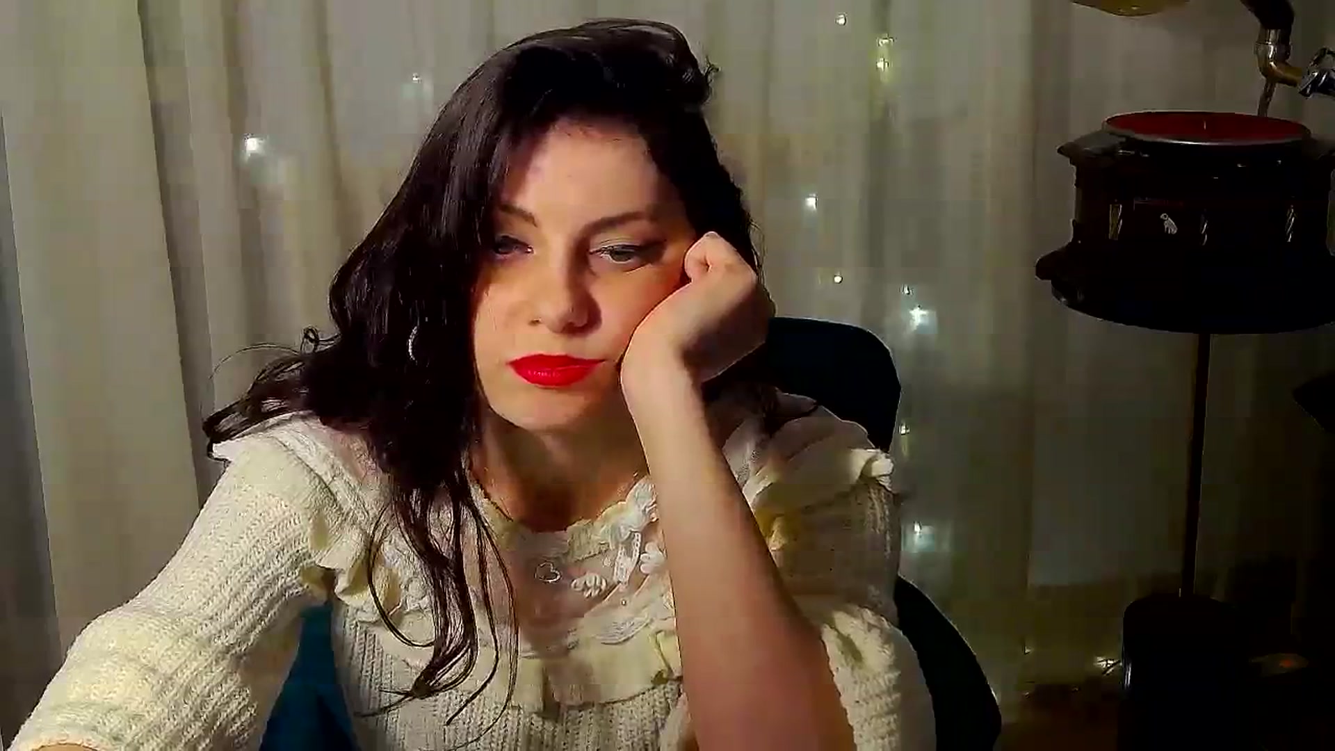 Gallery image thumbnail from MissAracely's myfreecams stream on, 03/24/2024, 01:46 image 8 of 20