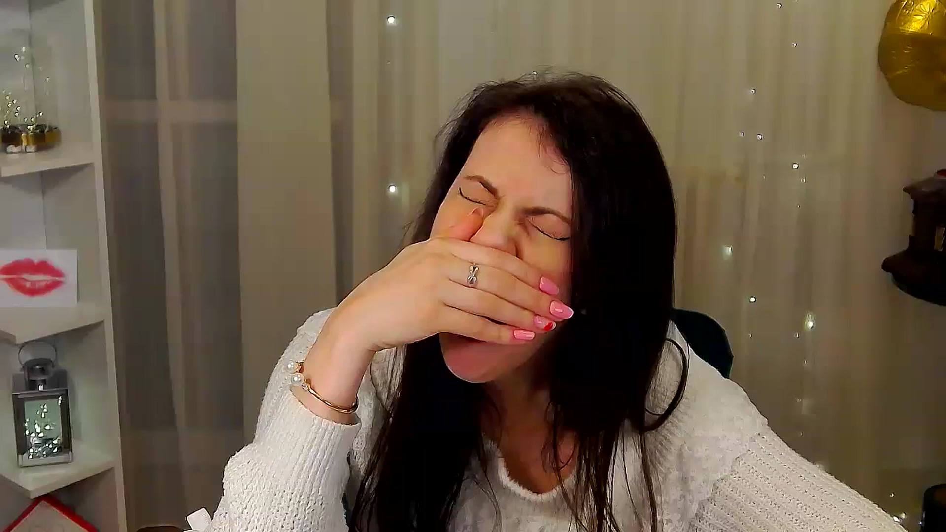 Gallery image thumbnail from MissAracely's myfreecams stream on, 03/26/2024, 23:29 image 15 of 20