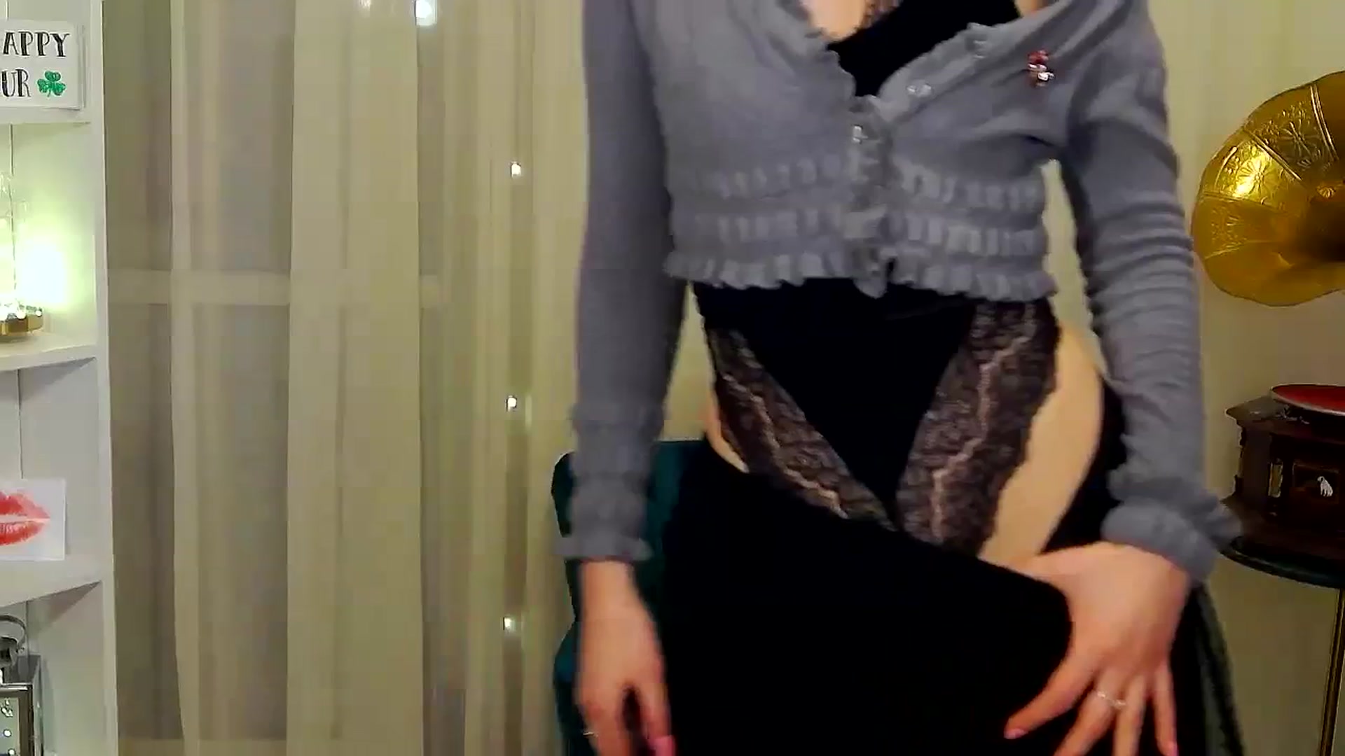 Gallery image thumbnail from MissAracely's myfreecams stream on, 03/29/2024, 01:03 image 18 of 20