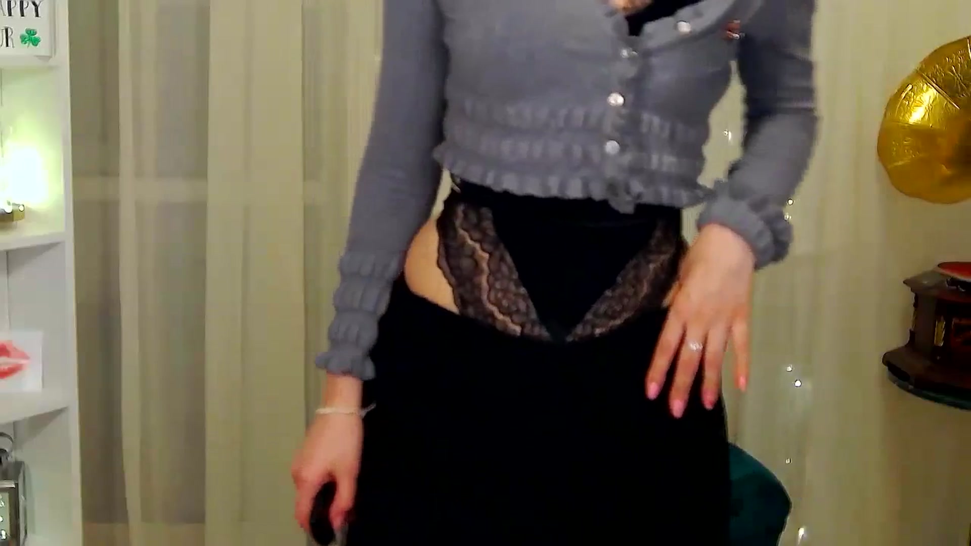 Gallery image thumbnail from MissAracely's myfreecams stream on, 03/29/2024, 01:03 image 15 of 20