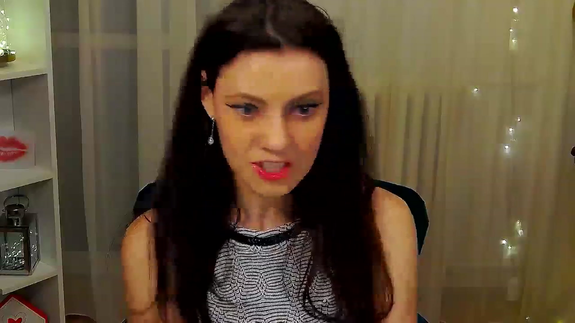 Gallery image thumbnail from MissAracely's myfreecams stream on, 03/30/2024, 20:39 image 15 of 20
