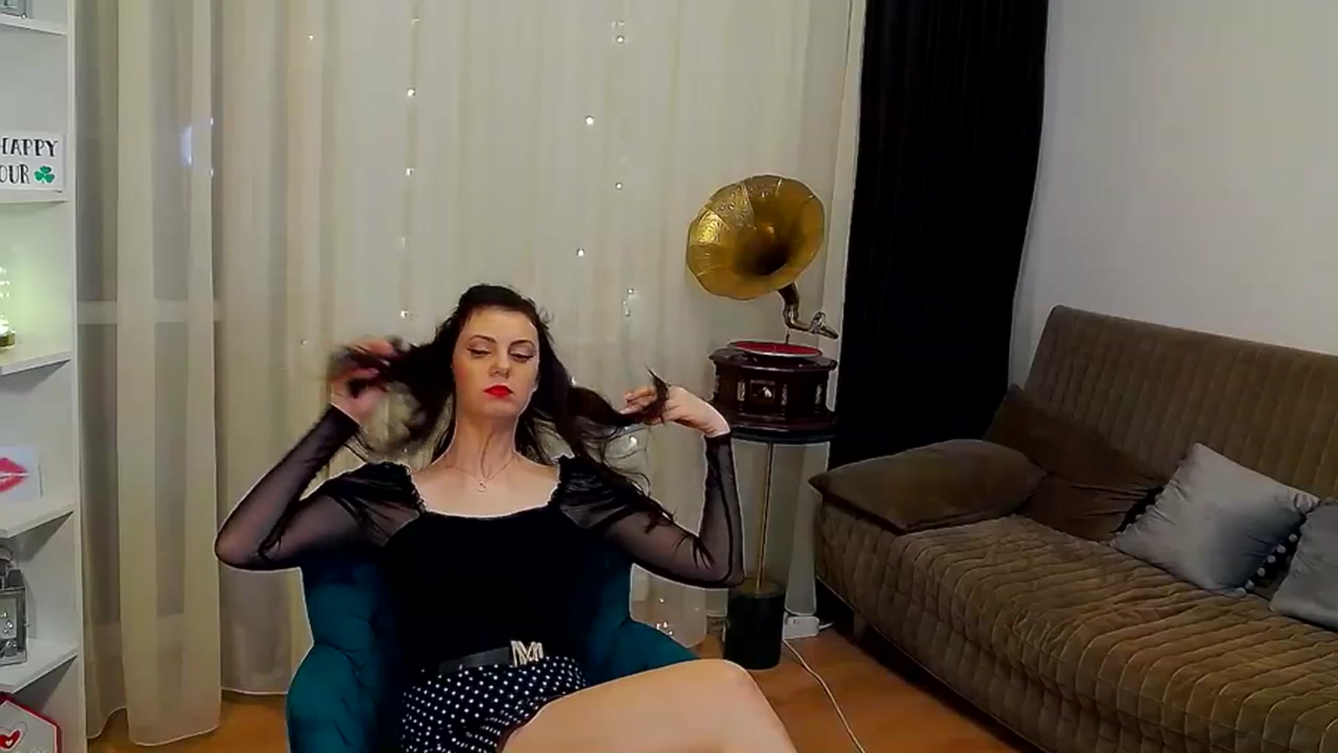 Gallery image thumbnail from MissAracely's myfreecams stream on, 04/02/2024, 21:27 image 9 of 20