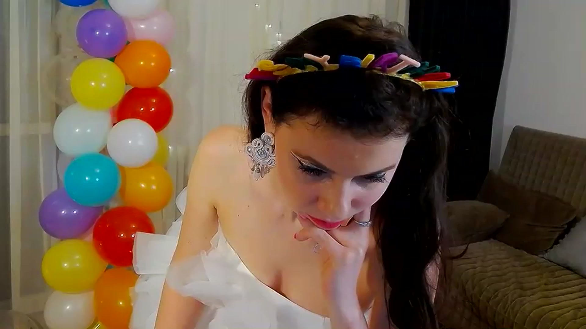 Gallery image thumbnail from MissAracely's myfreecams stream on, 04/03/2024, 23:23 image 13 of 20