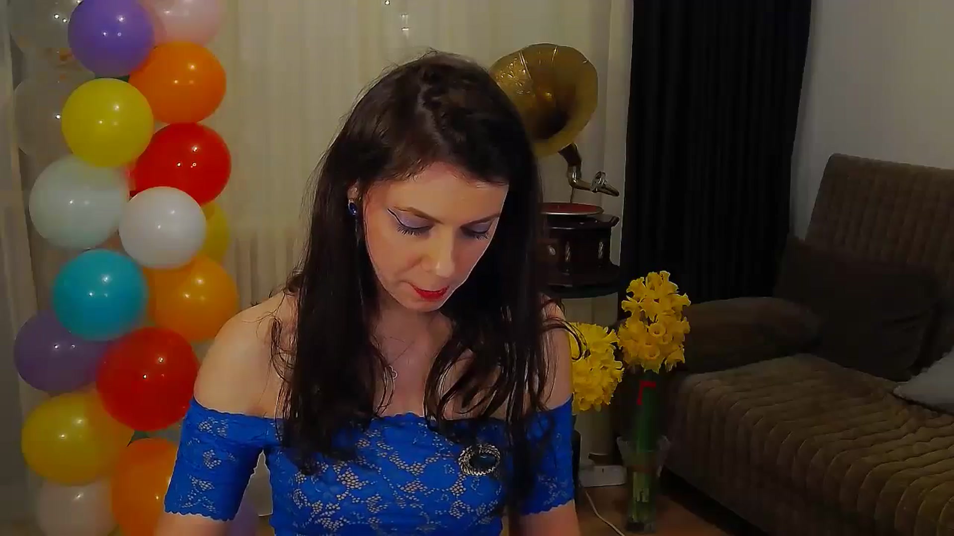 Gallery image thumbnail from MissAracely's myfreecams stream on, 04/05/2024, 19:58 image 12 of 20