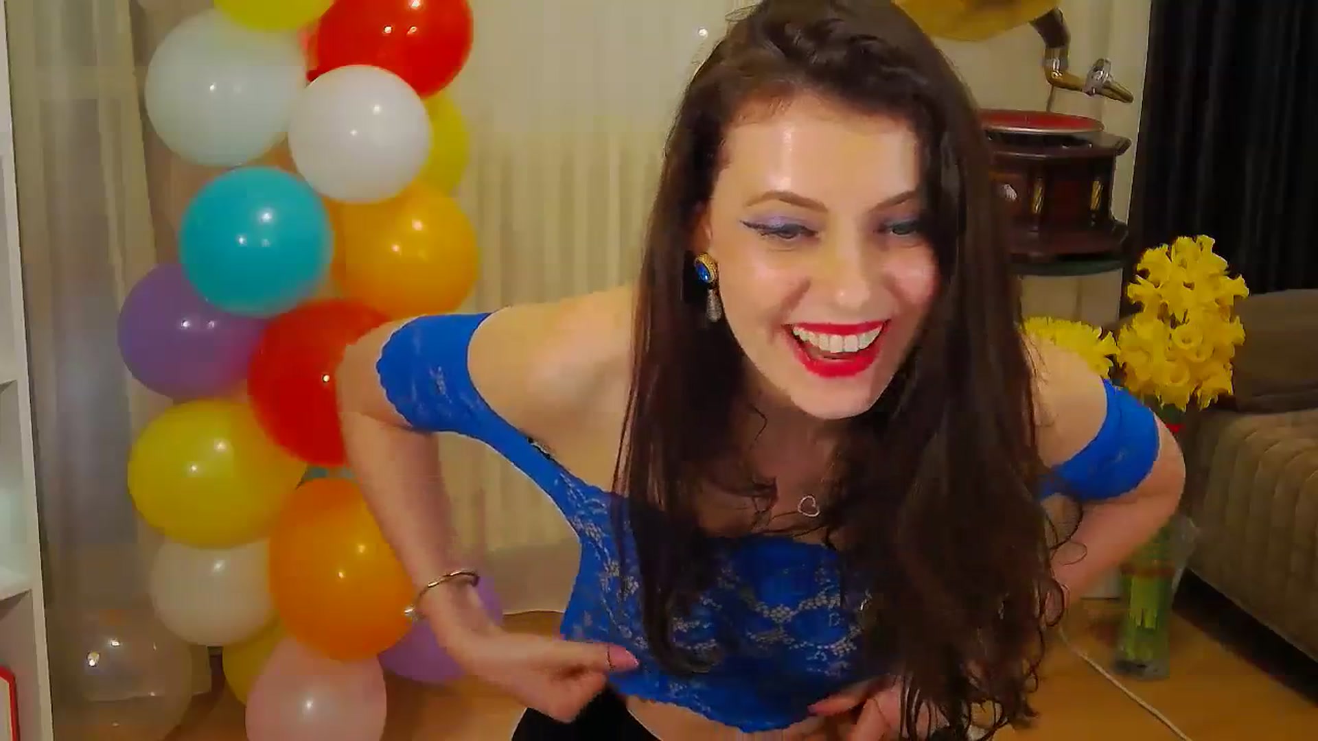 Gallery image thumbnail from MissAracely's myfreecams stream on, 04/05/2024, 20:30 image 13 of 20