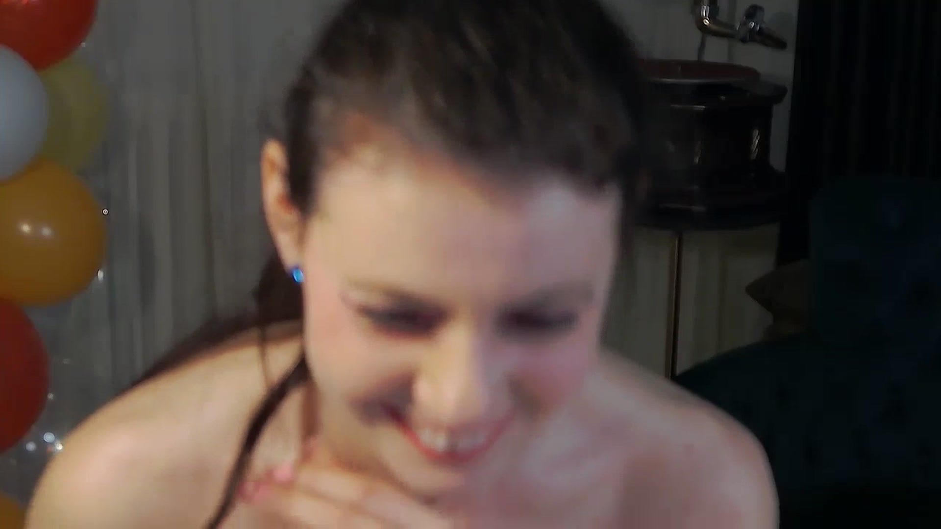 Gallery image thumbnail from MissAracely's myfreecams stream on, 04/12/2024, 24:21 image 15 of 20