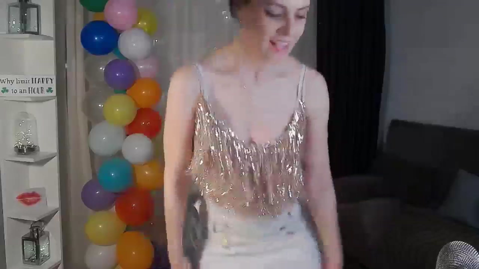 Gallery image thumbnail from MissAracely's myfreecams stream on, 04/14/2024, 24:09 image 18 of 20