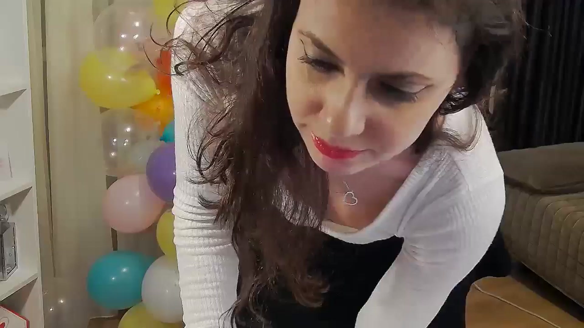 Gallery image thumbnail from MissAracely's myfreecams stream on, 04/18/2024, 22:58 image 9 of 20