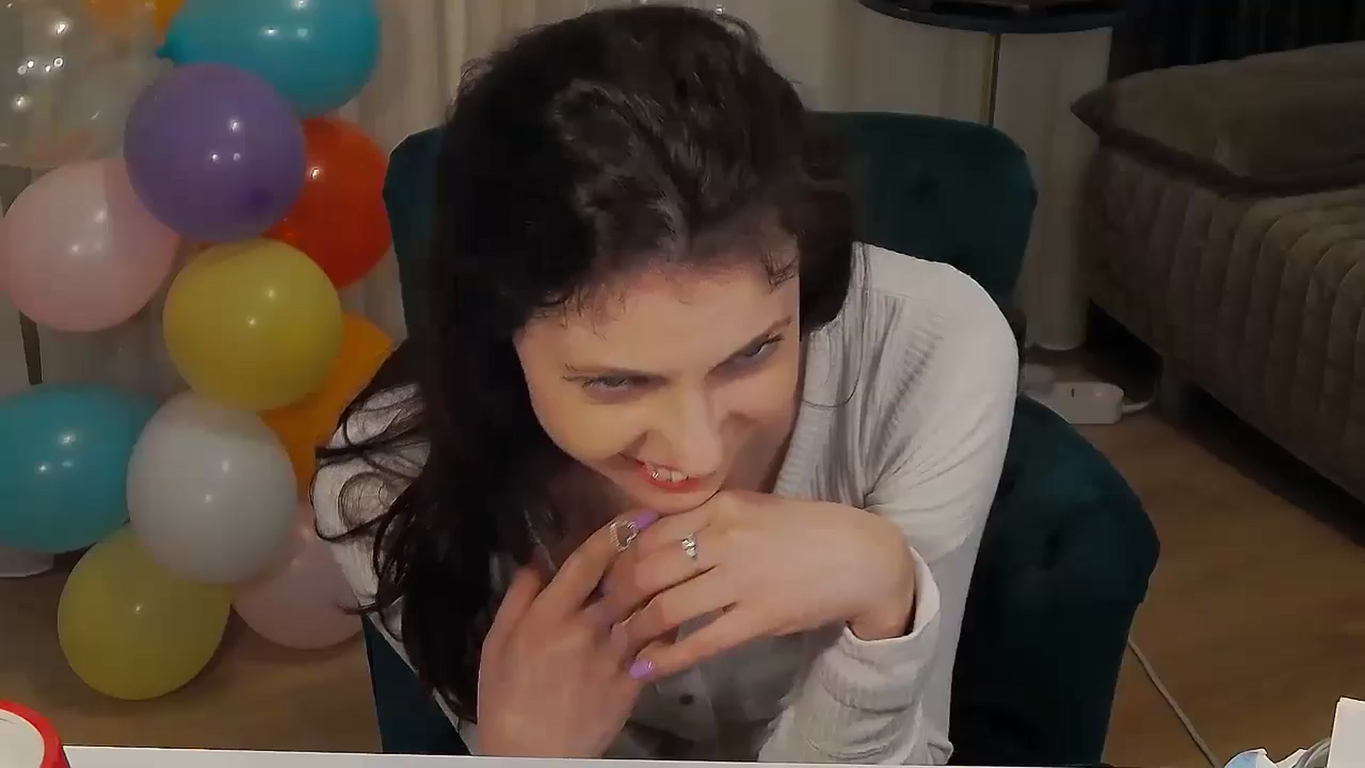 Gallery image thumbnail from MissAracely's myfreecams stream on, 04/19/2024, 24:06 image 1 of 20