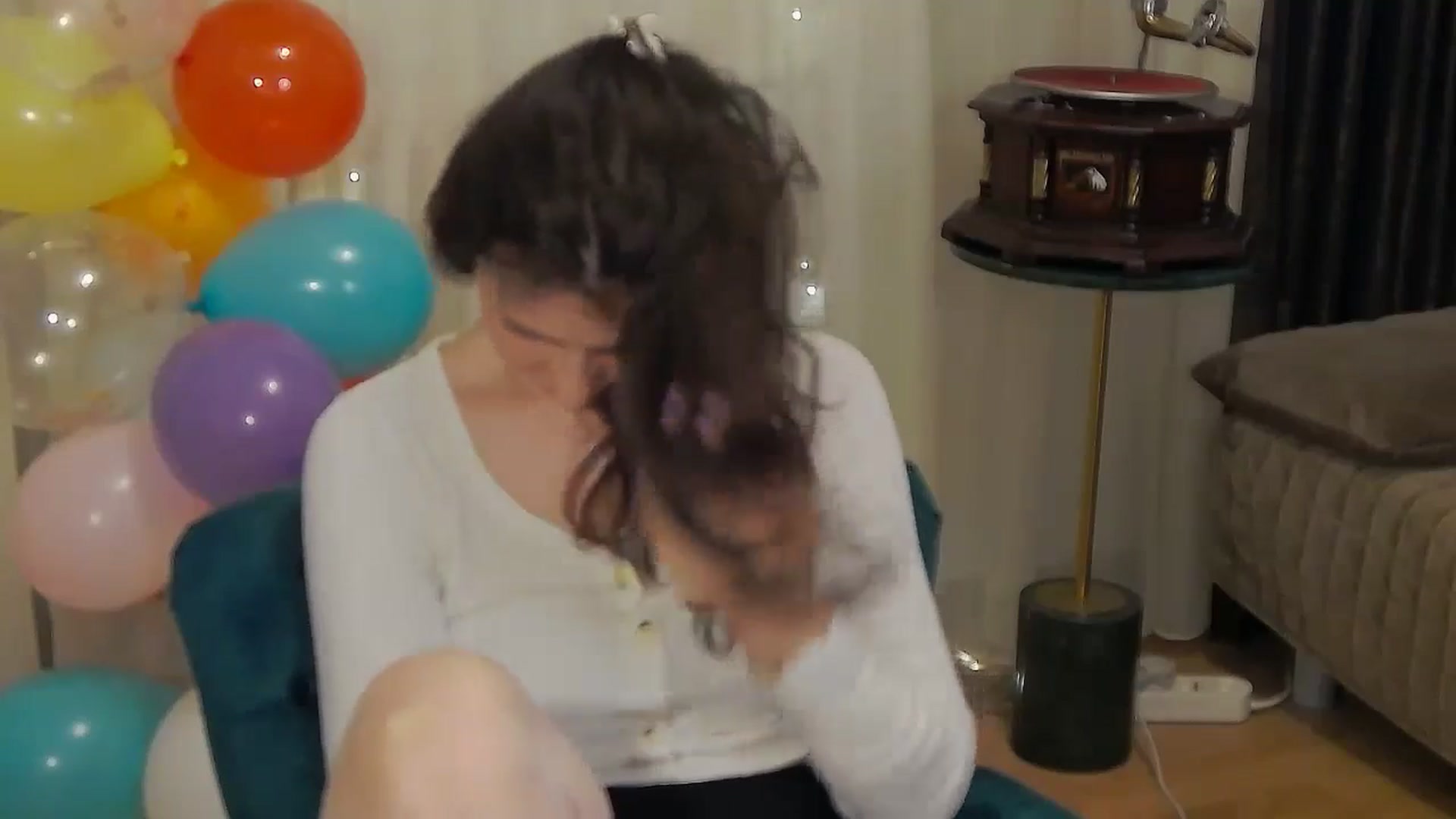 Gallery image thumbnail from MissAracely's myfreecams stream on, 04/19/2024, 01:08 image 18 of 20