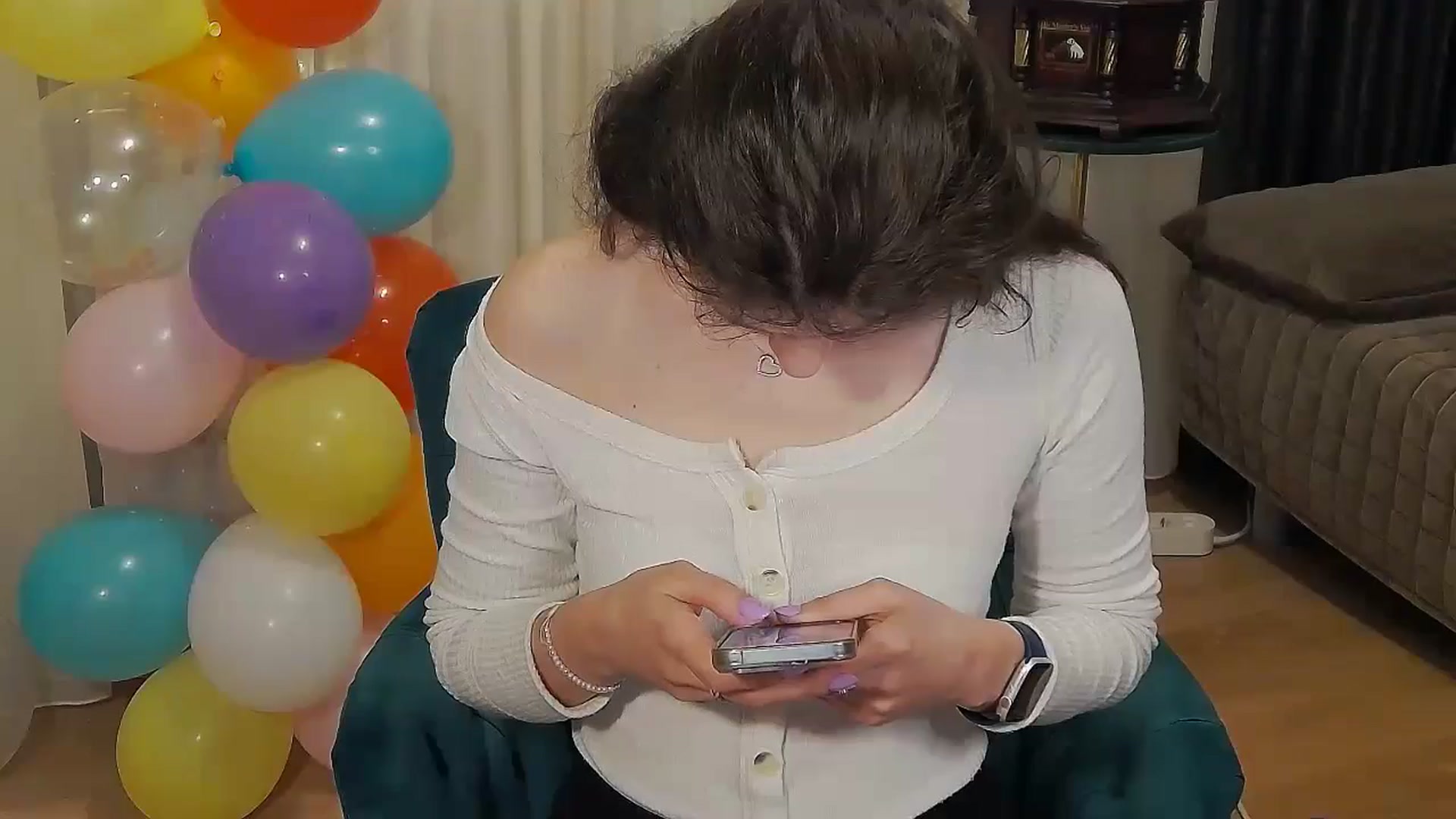 Gallery image thumbnail from MissAracely's myfreecams stream on, 04/19/2024, 01:08 image 6 of 20