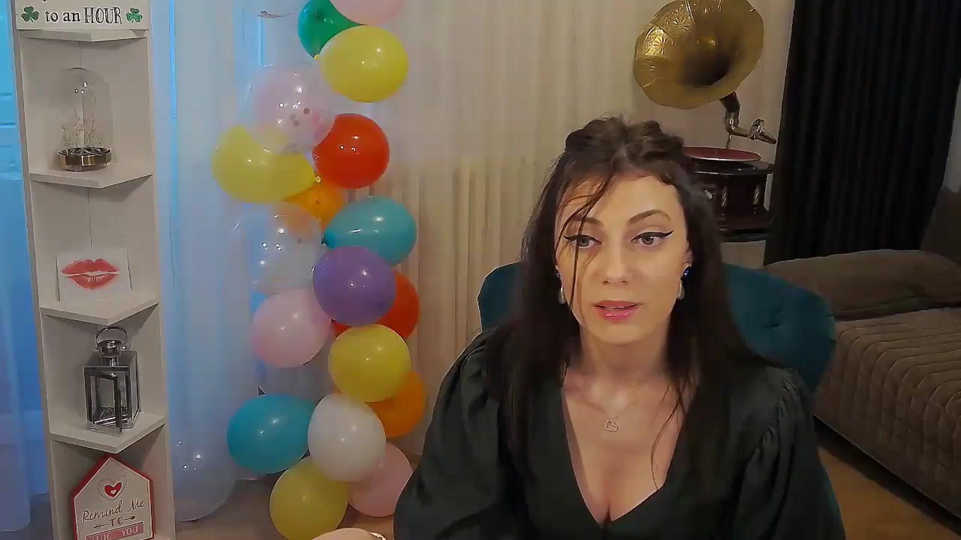 Gallery image thumbnail from MissAracely's myfreecams stream on, 04/19/2024, 14:55 image 11 of 20