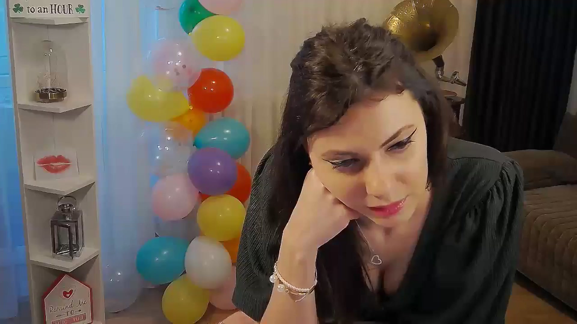 Gallery image thumbnail from MissAracely's myfreecams stream on, 04/19/2024, 14:55 image 7 of 20