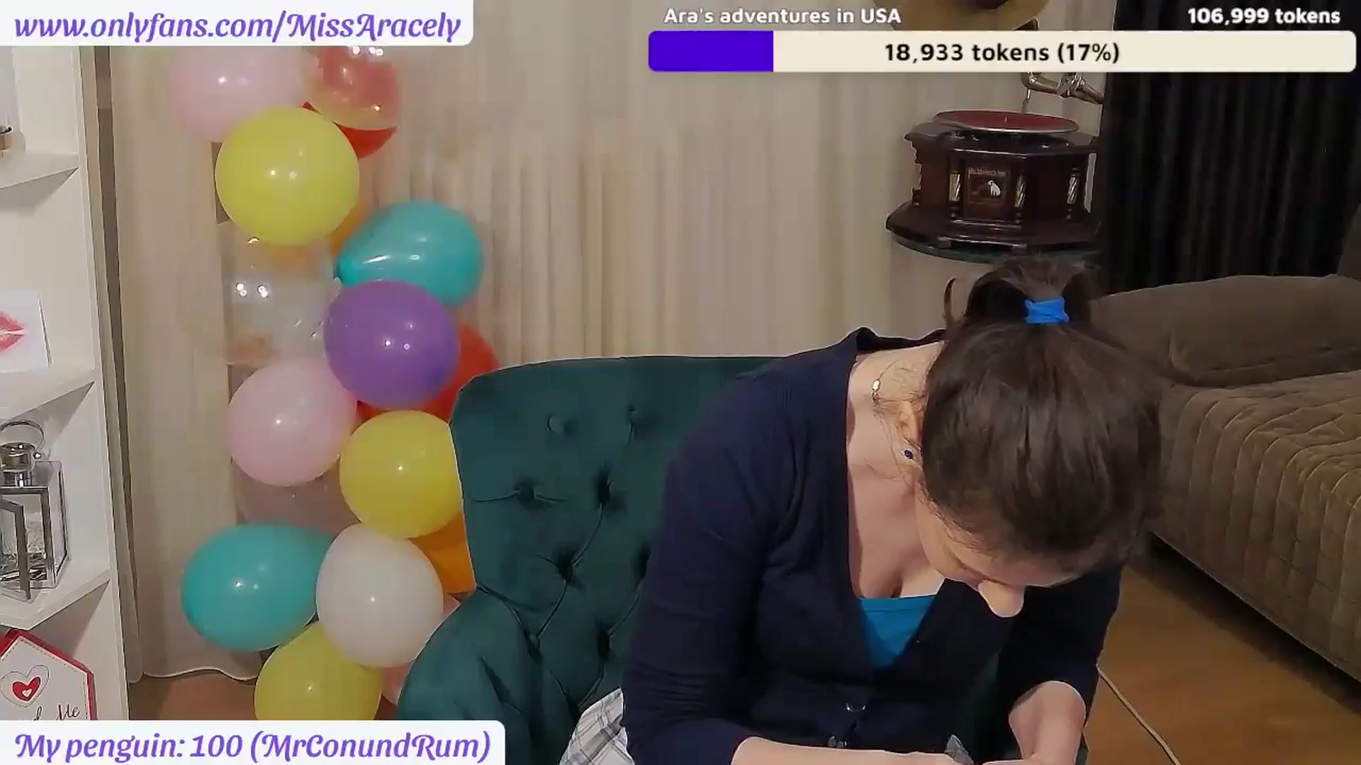 Gallery image thumbnail from MissAracely's myfreecams stream on, 04/21/2024, 20:24 image 14 of 20