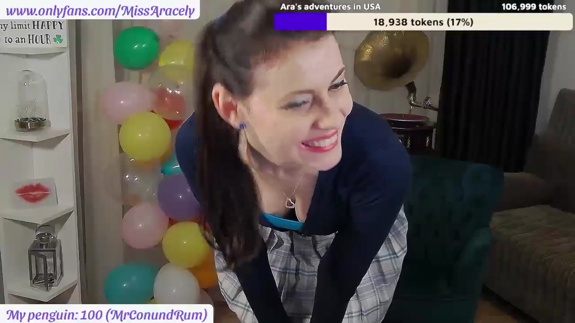 Gallery image thumbnail from MissAracely's myfreecams stream on, 04/21/2024, 22:44 image 17 of 20