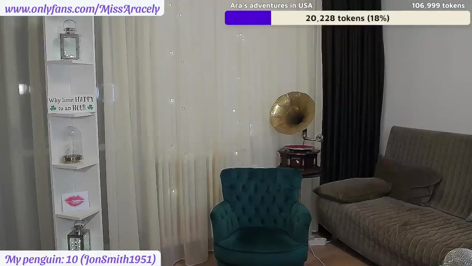 Gallery image thumbnail from MissAracely's myfreecams stream on, 04/24/2024, 01:09 image 10 of 20
