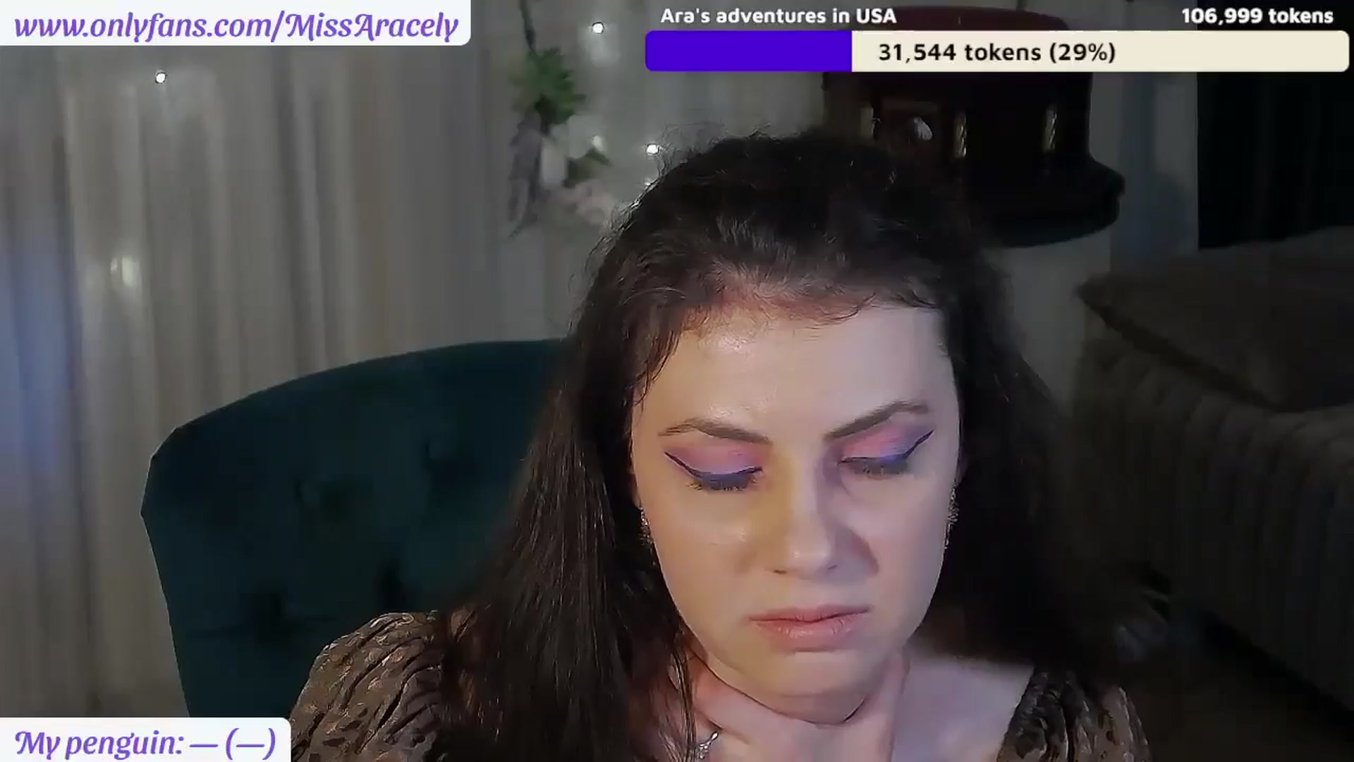 Gallery image thumbnail from MissAracely's myfreecams stream on, 05/08/2024, 19:51 image 4 of 20