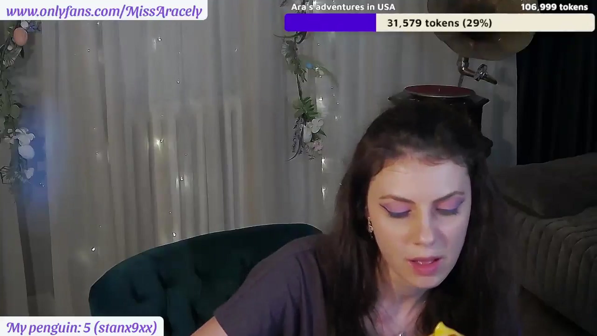 Gallery image thumbnail from MissAracely's myfreecams stream on, 05/08/2024, 23:14 image 2 of 20