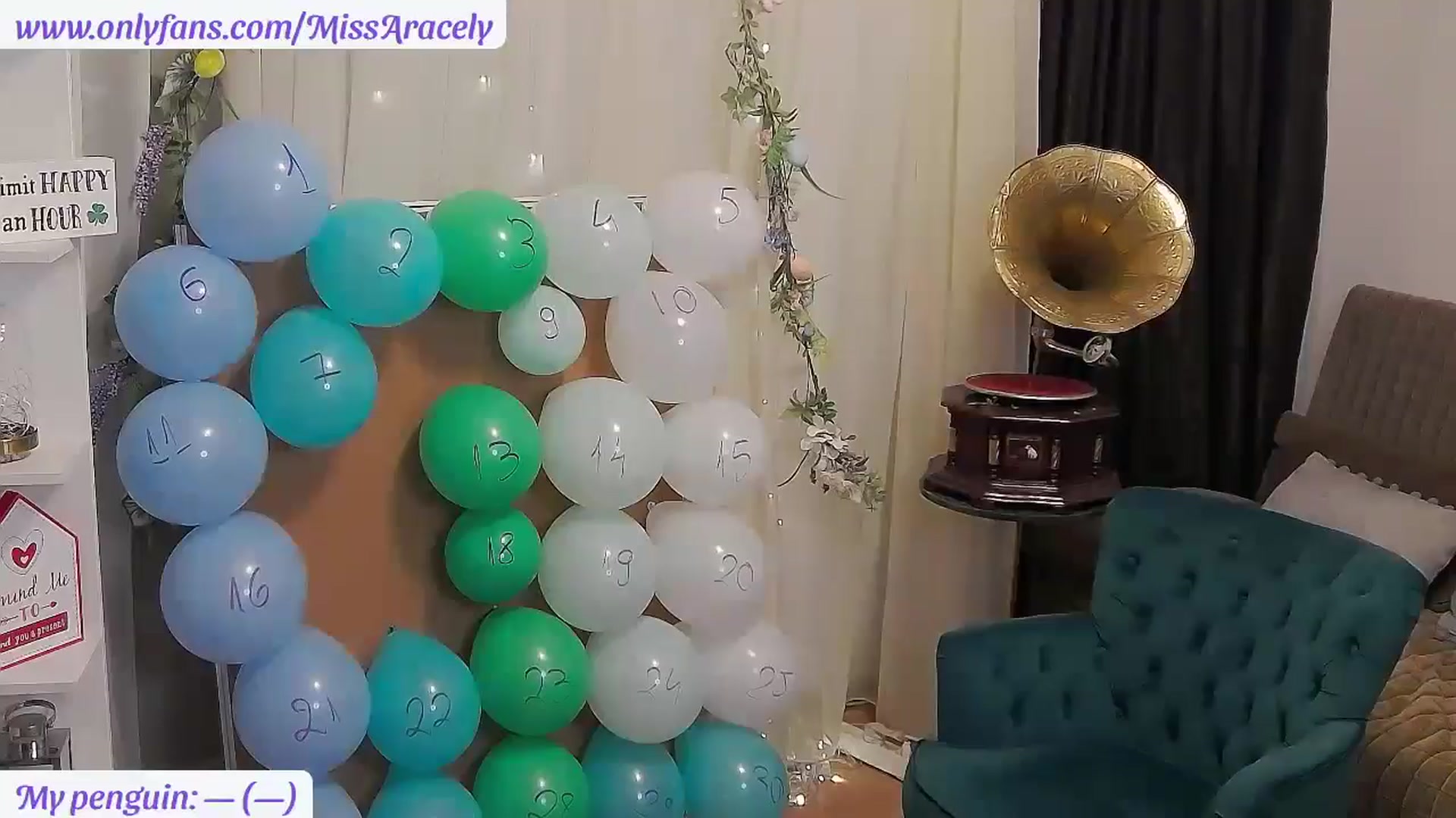Gallery image thumbnail from MissAracely's myfreecams stream on, 07/03/2024, 20:25 image 9 of 20