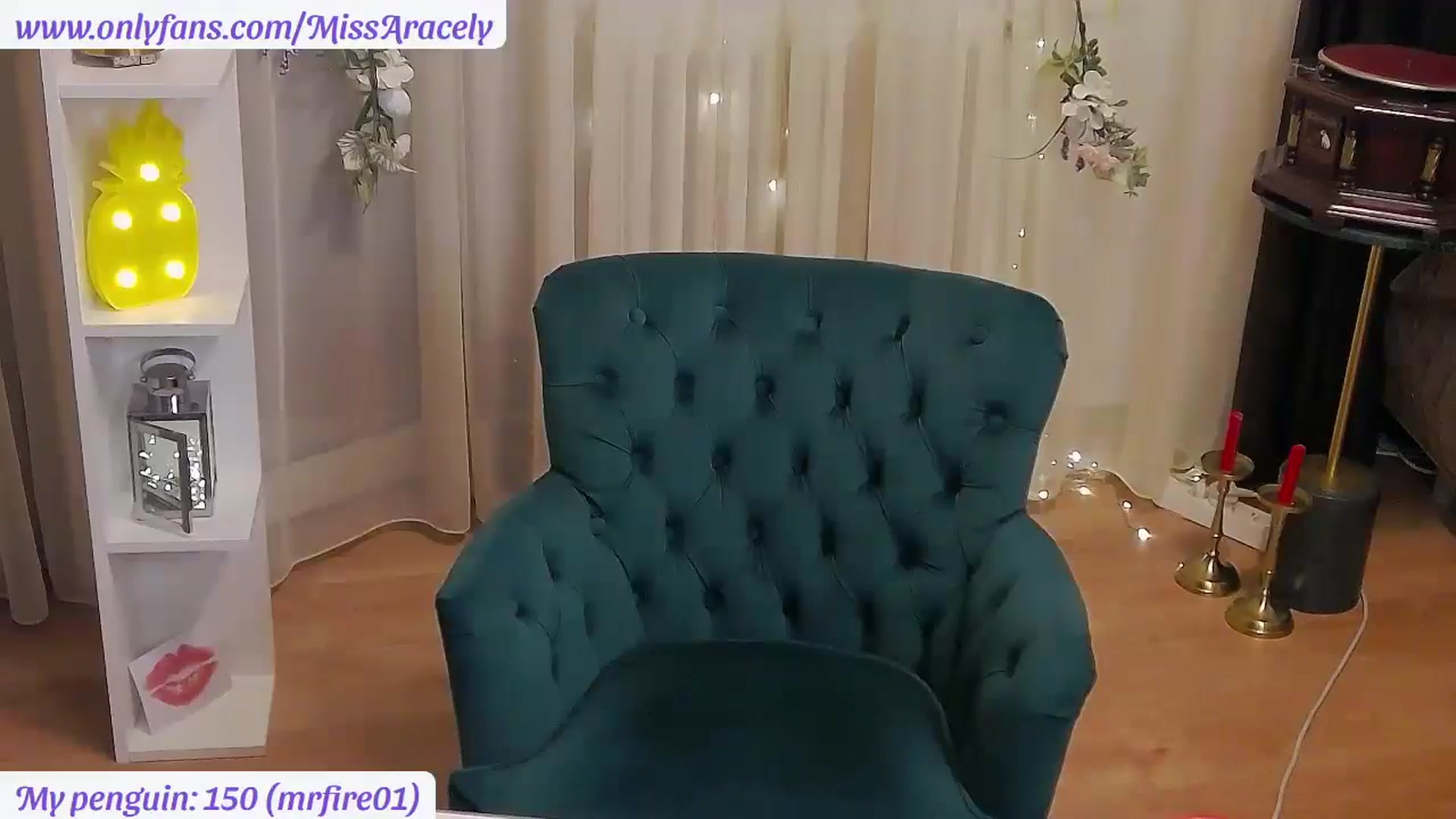 Gallery image thumbnail from MissAracely's myfreecams stream on, 07/15/2024, 22:56 image 18 of 20