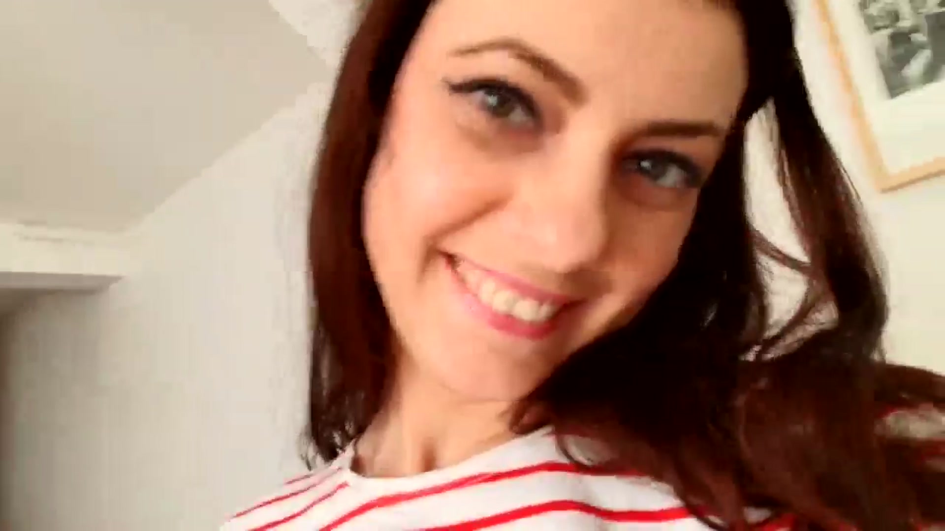 Gallery image thumbnail from MissAracely's myfreecams stream on, 07/22/2024, 15:18 image 4 of 20