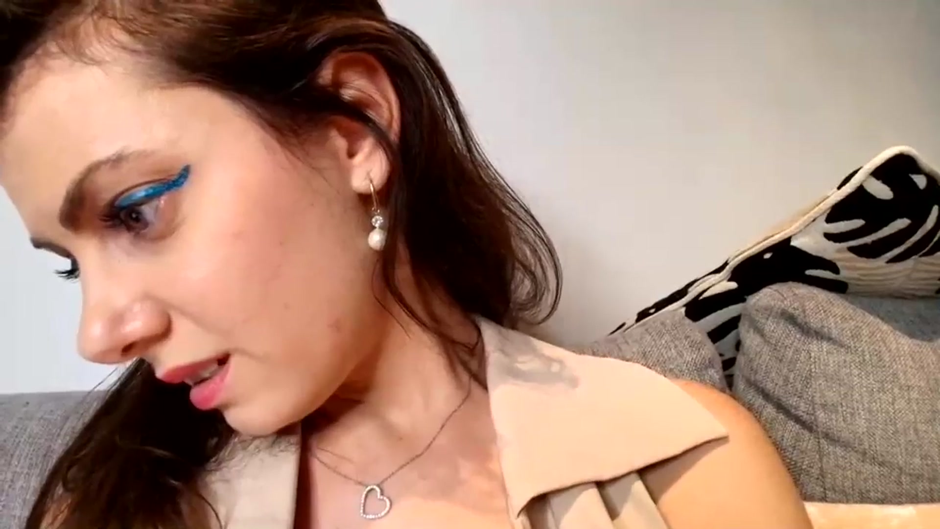 Gallery image thumbnail from MissAracely's myfreecams stream on, 07/23/2024, 21:12 image 17 of 20
