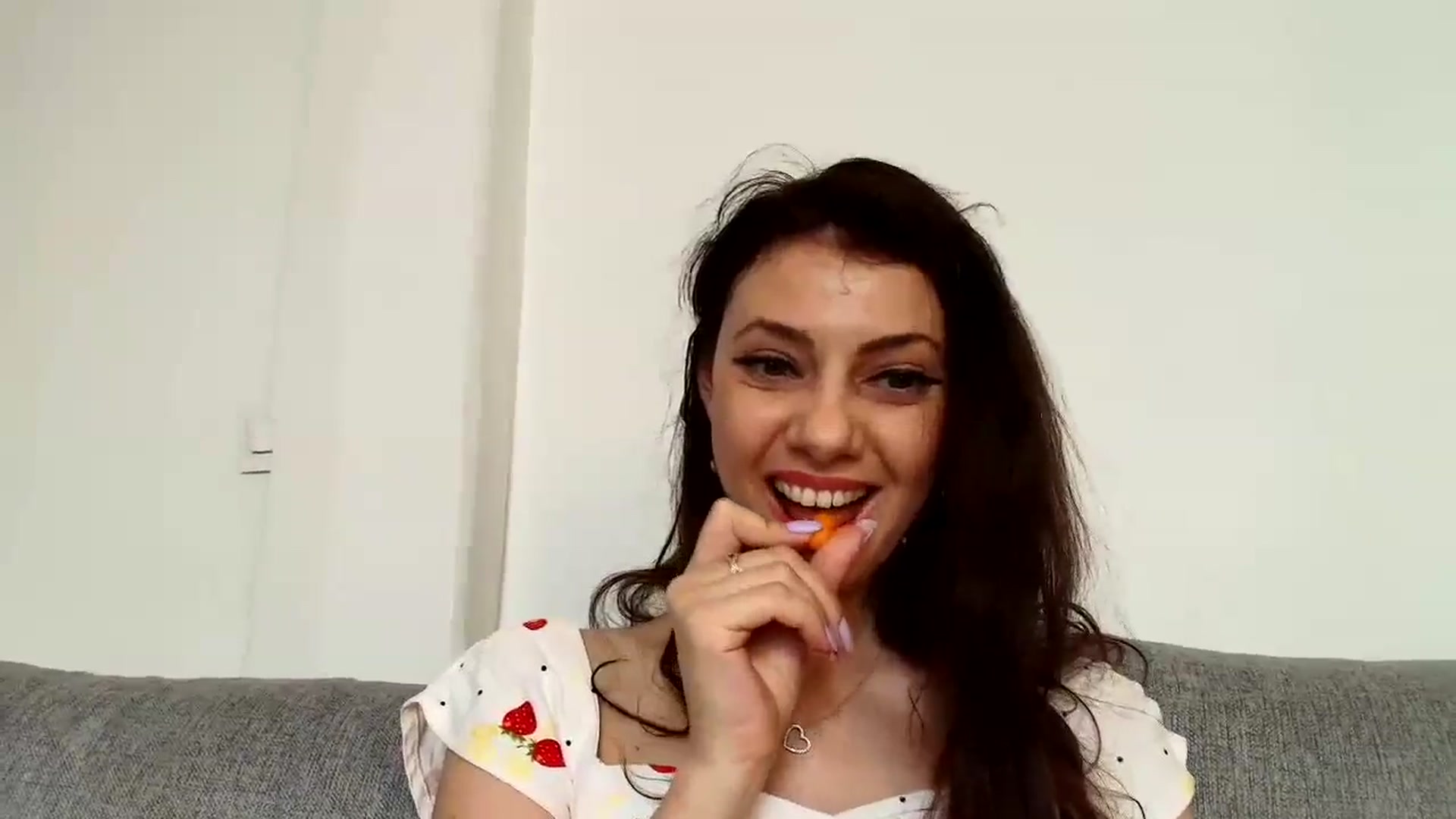 Gallery image thumbnail from MissAracely's myfreecams stream on, 07/24/2024, 15:11 image 14 of 20