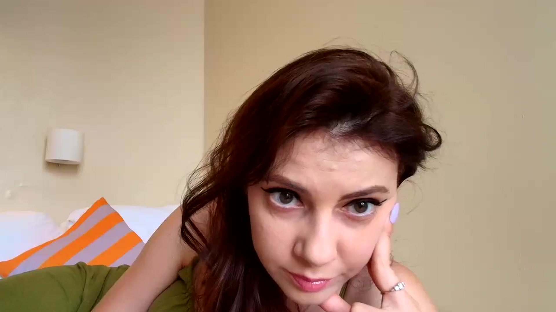 Gallery image thumbnail from MissAracely's myfreecams stream on, 07/31/2024, 19:16 image 15 of 20
