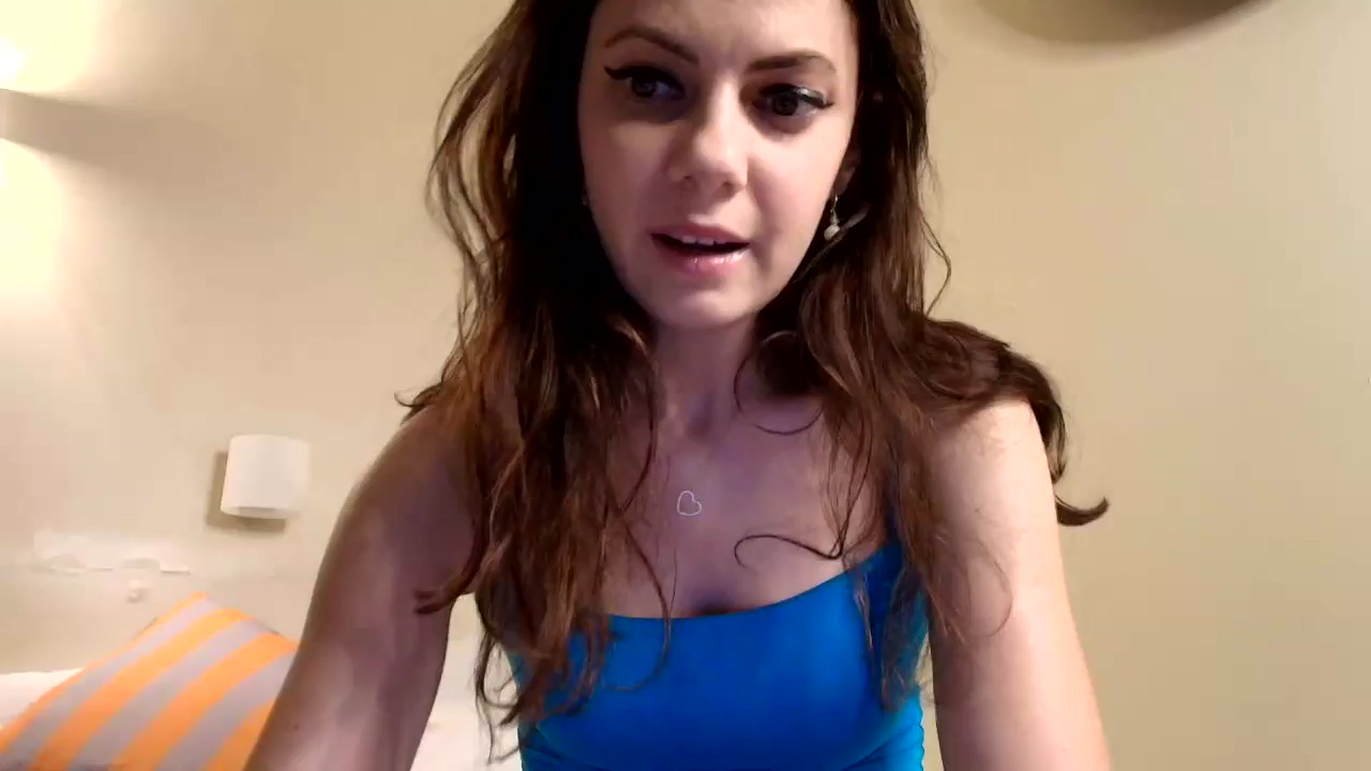 Gallery image thumbnail from MissAracely's myfreecams stream on, 08/02/2024, 24:08 image 12 of 20