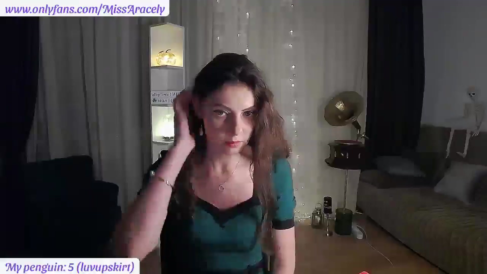 Gallery image thumbnail from MissAracely's myfreecams stream on, 10/05/2024, 22:52 image 3 of 20
