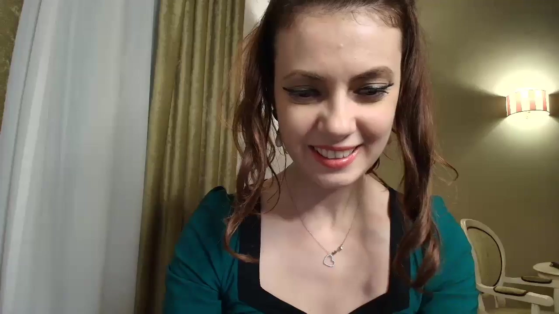 Gallery image thumbnail from MissAracely's myfreecams stream on, 10/18/2024, 19:05 image 9 of 20