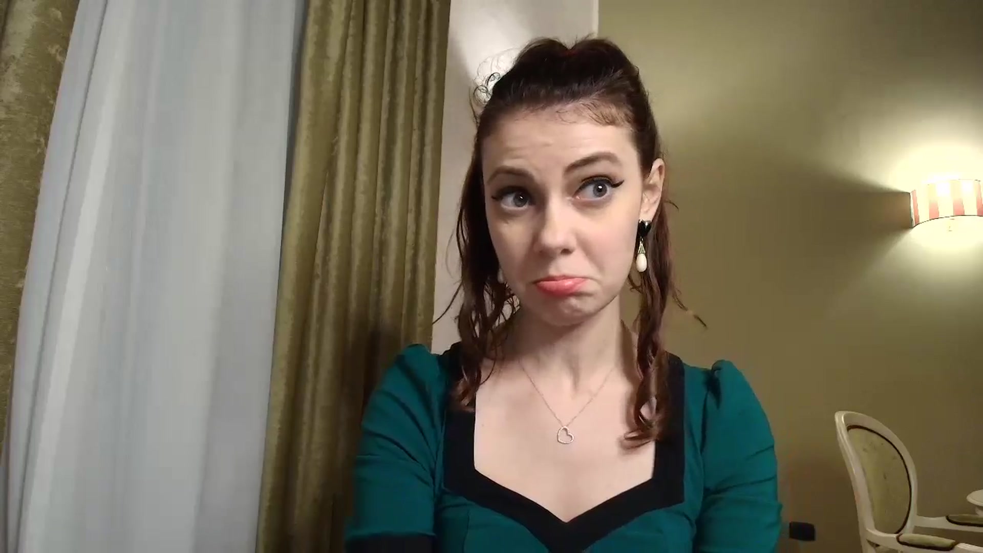 Gallery image thumbnail from MissAracely's myfreecams stream on, 10/18/2024, 19:40 image 11 of 20