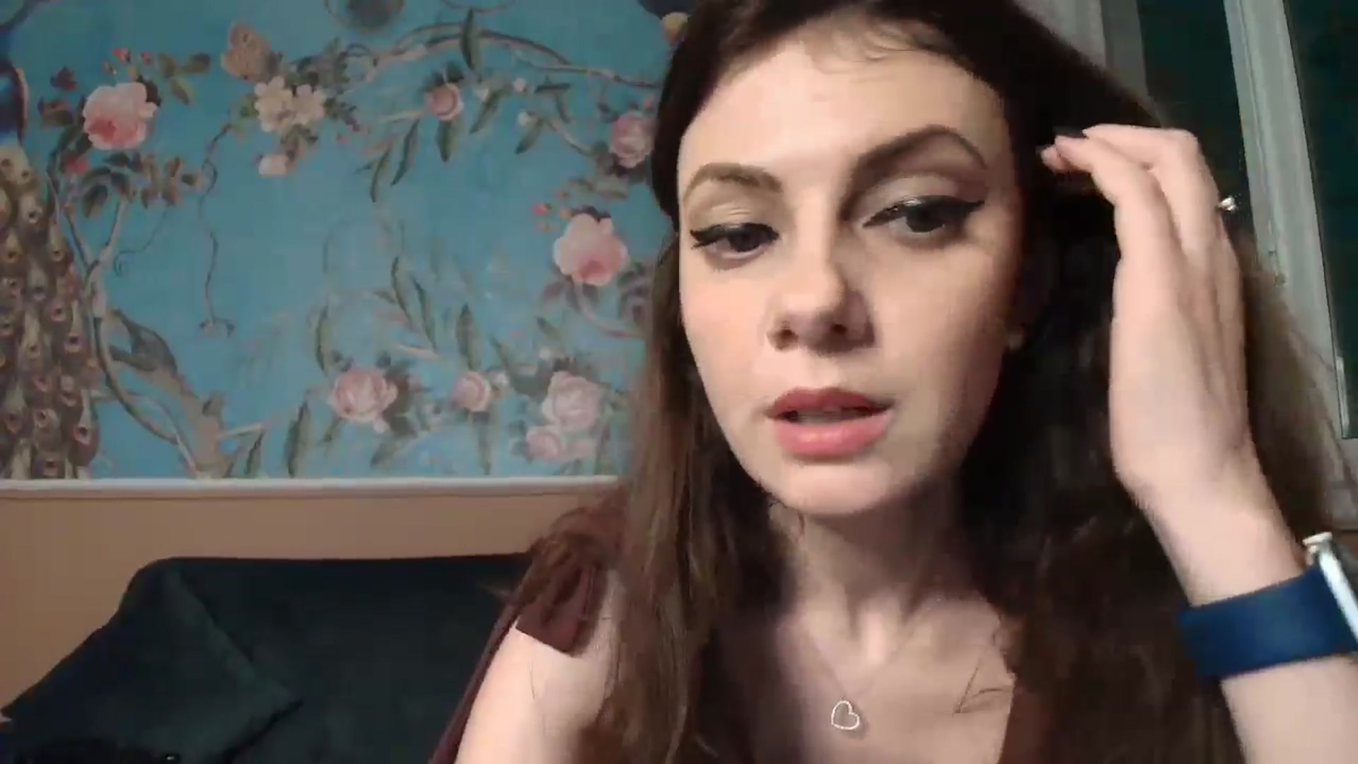 Gallery image thumbnail from MissAracely's myfreecams stream on, 10/20/2024, 20:31 image 12 of 20