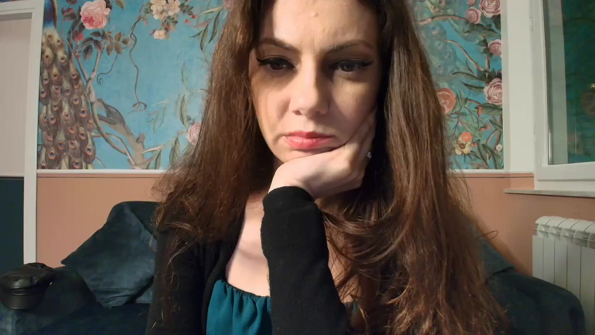 Gallery image thumbnail from MissAracely's myfreecams stream on, 10/22/2024, 24:06 image 4 of 20