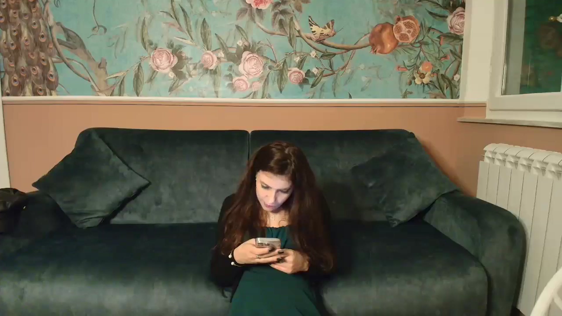 Gallery image thumbnail from MissAracely's myfreecams stream on, 10/22/2024, 24:06 image 9 of 20