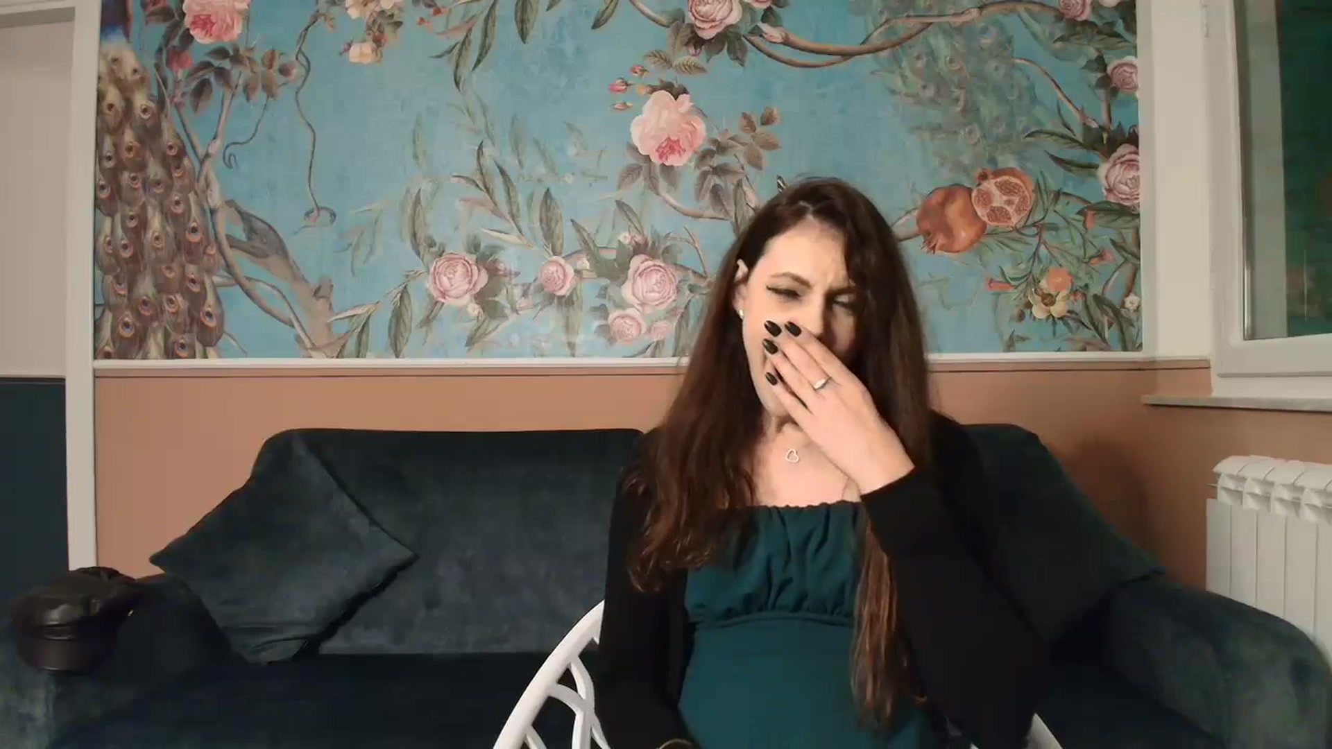 Gallery image thumbnail from MissAracely's myfreecams stream on, 10/22/2024, 24:06 image 17 of 20