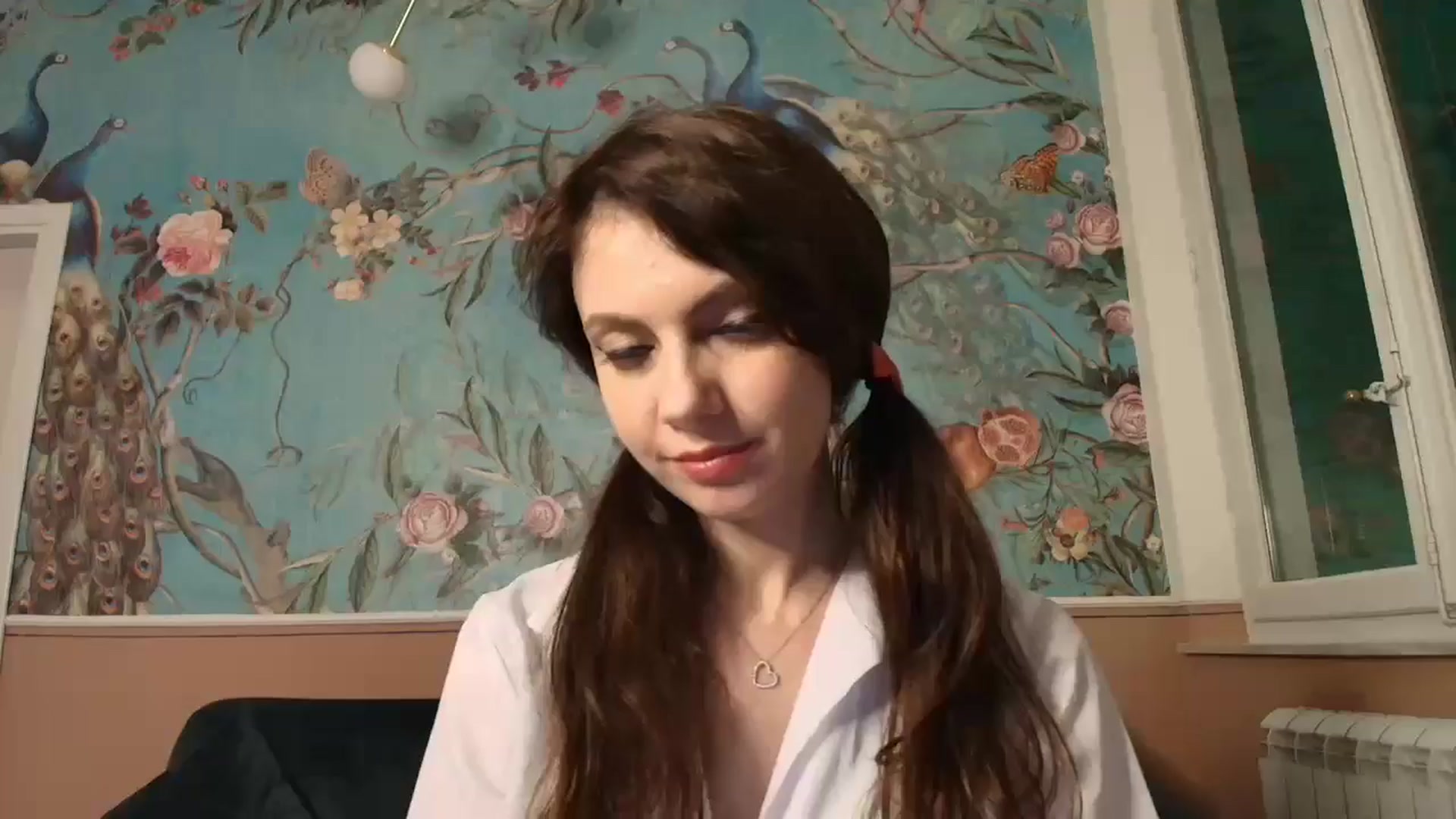 Gallery image thumbnail from MissAracely's myfreecams stream on, 10/22/2024, 01:00 image 1 of 20