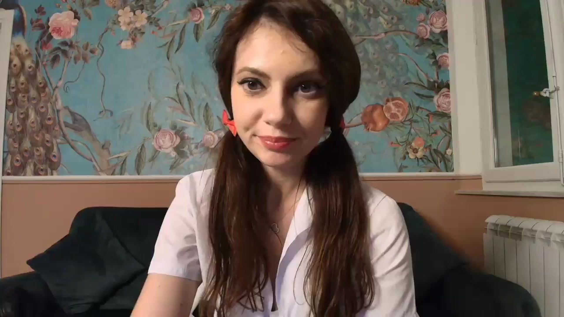 Gallery image thumbnail from MissAracely's myfreecams stream on, 10/22/2024, 01:00 image 3 of 20