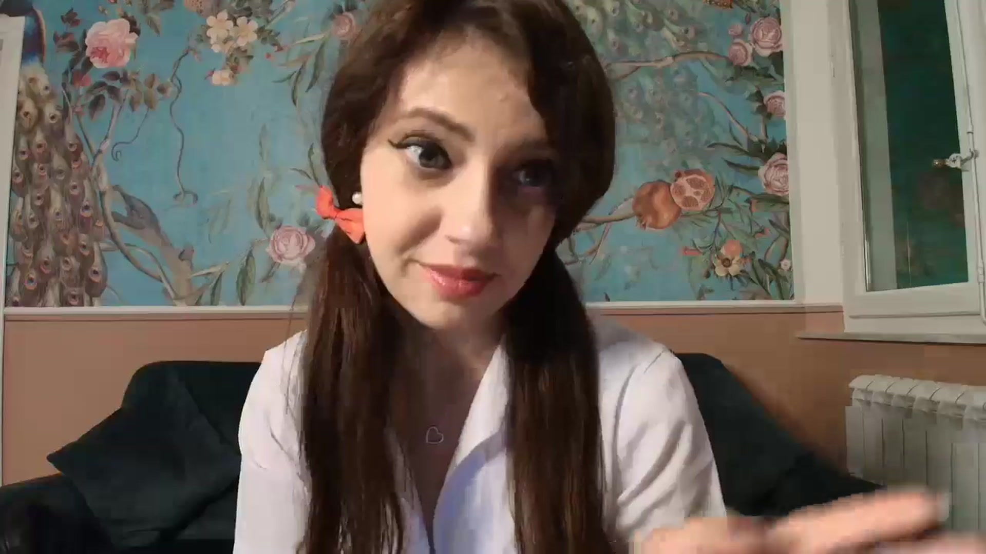 Gallery image thumbnail from MissAracely's myfreecams stream on, 10/22/2024, 01:00 image 7 of 20