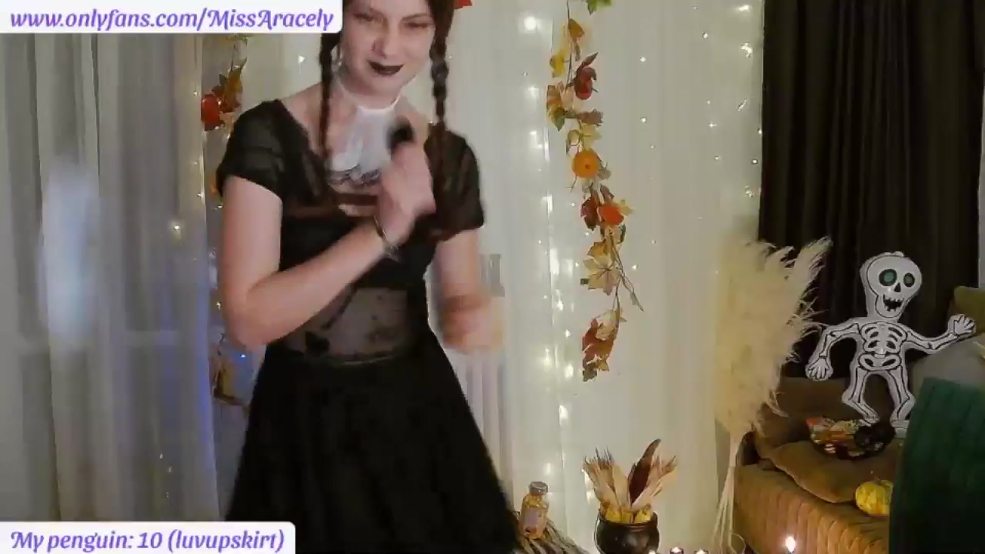 Gallery image thumbnail from MissAracely's myfreecams stream on, 11/01/2024, 24:07 image 7 of 20
