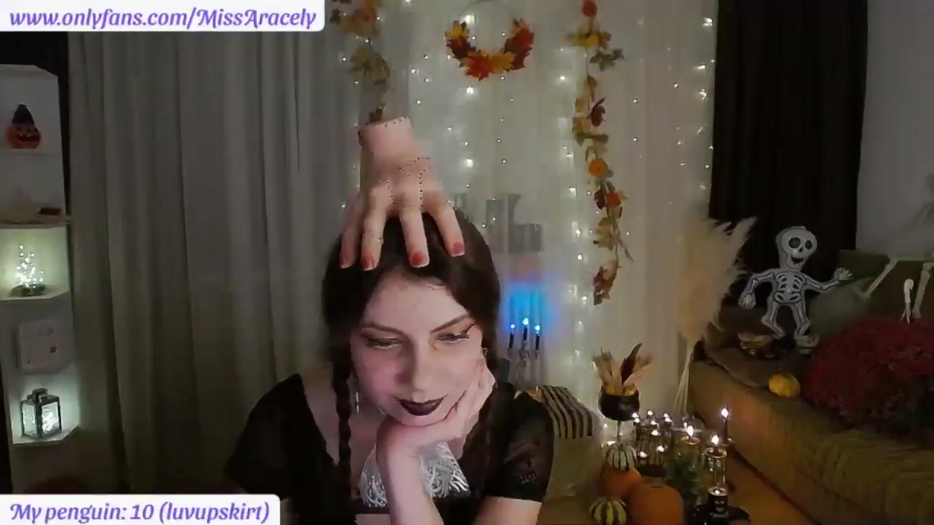 Gallery image thumbnail from MissAracely's myfreecams stream on, 11/01/2024, 24:07 image 6 of 20