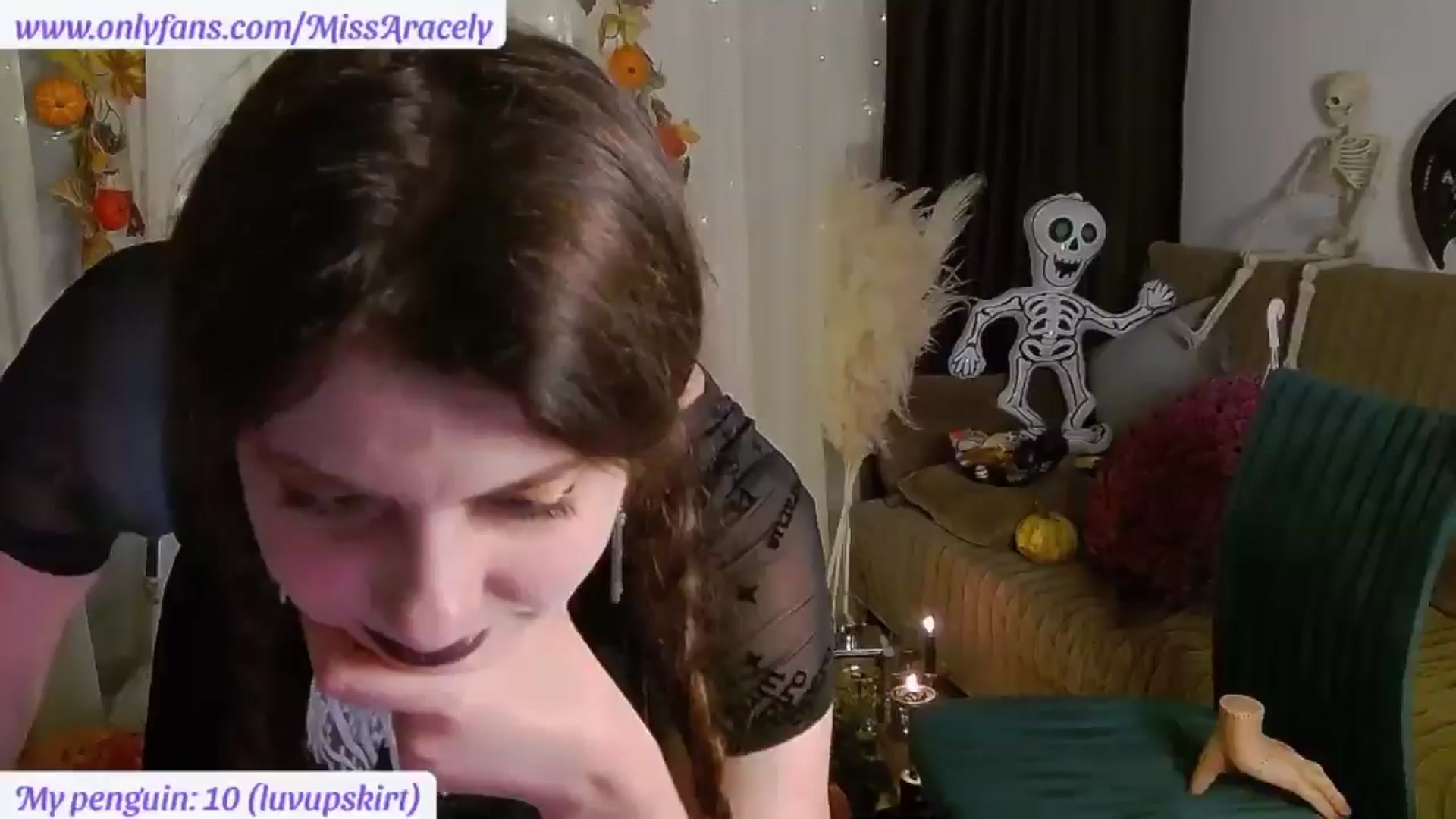 Gallery image thumbnail from MissAracely's myfreecams stream on, 11/01/2024, 24:07 image 19 of 20